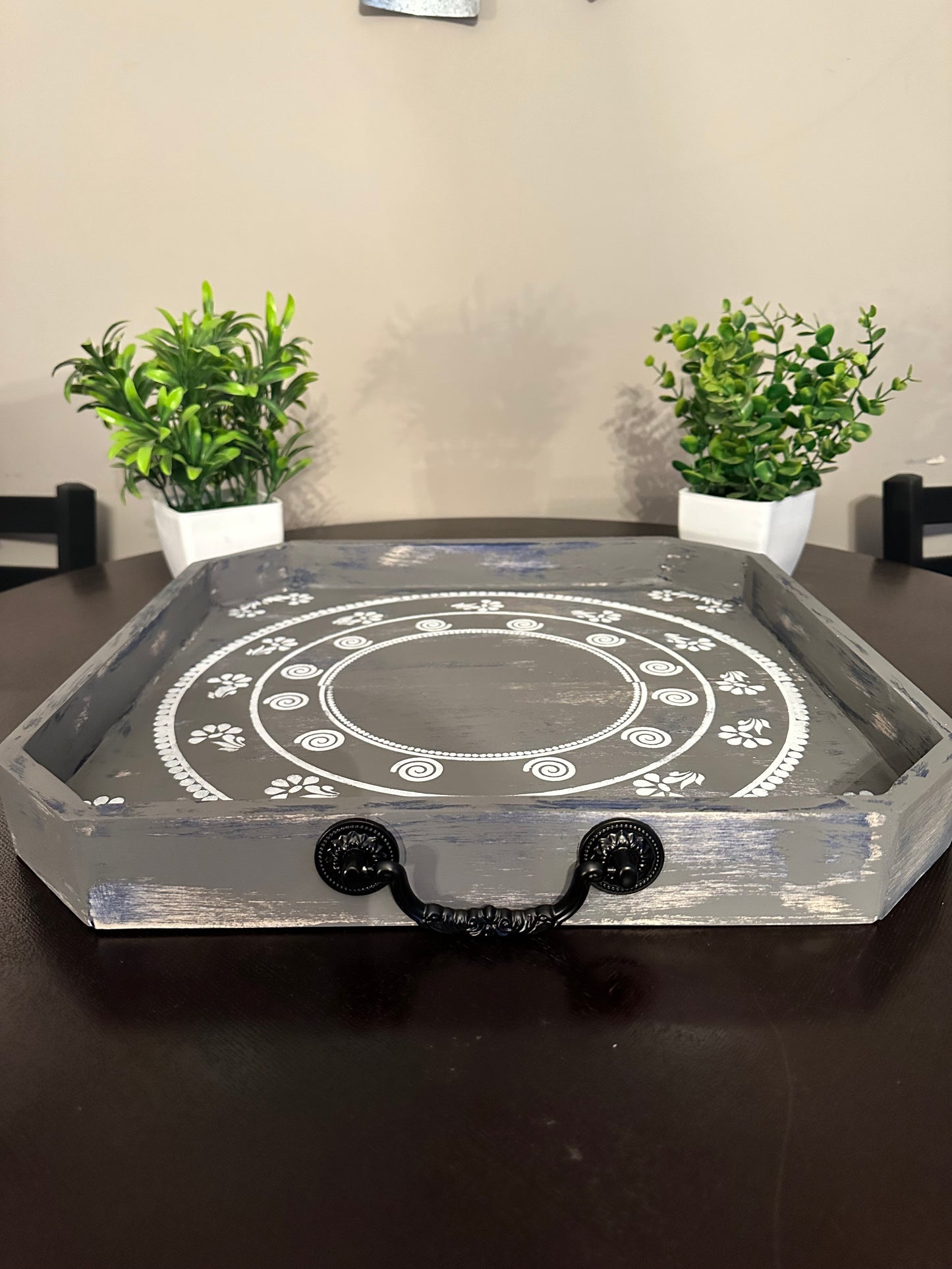 Beveled Farmhouse Tray