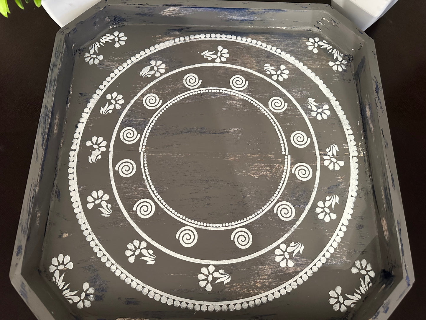 Beveled Farmhouse Tray