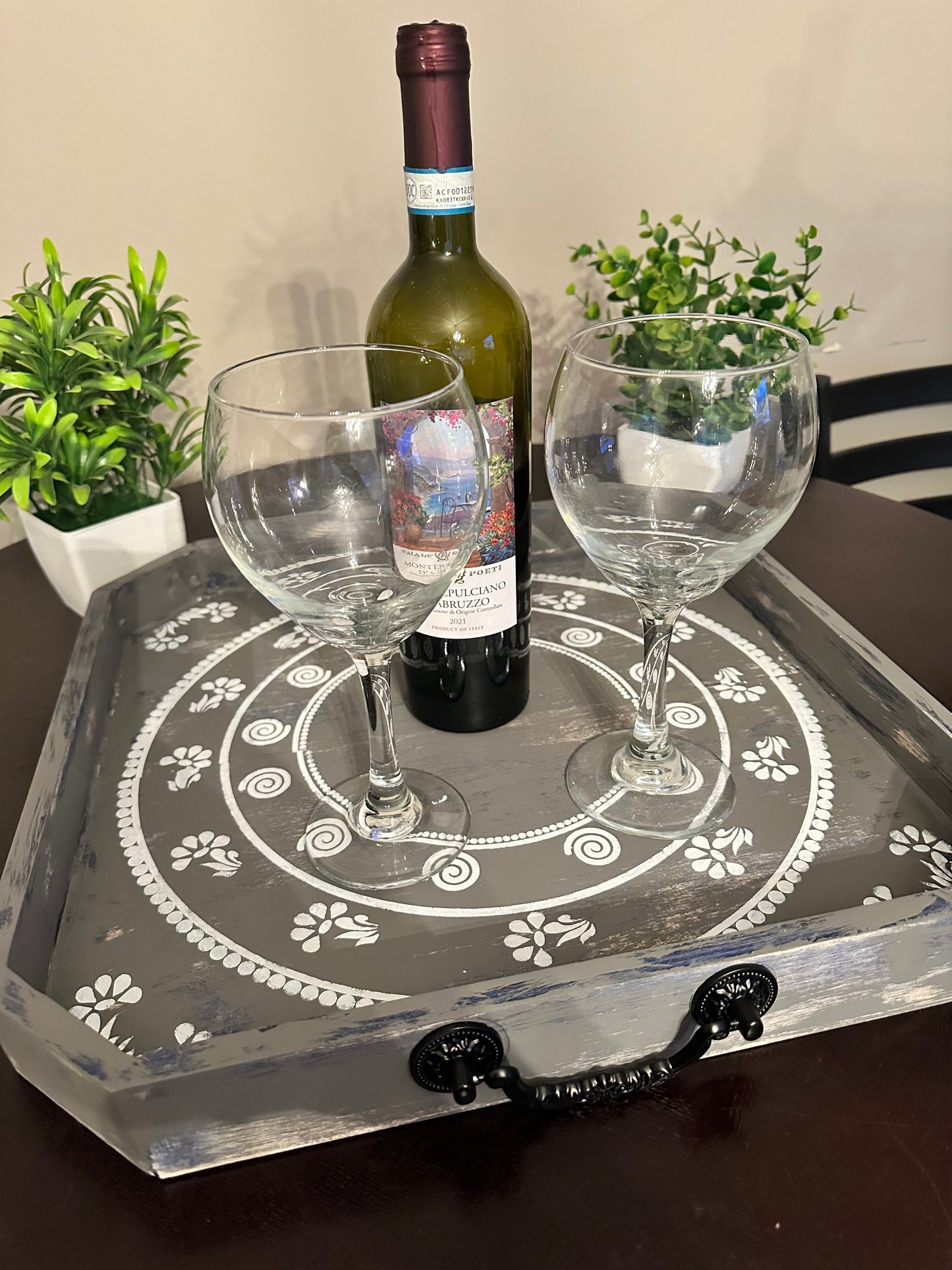 Beveled Farmhouse Tray
