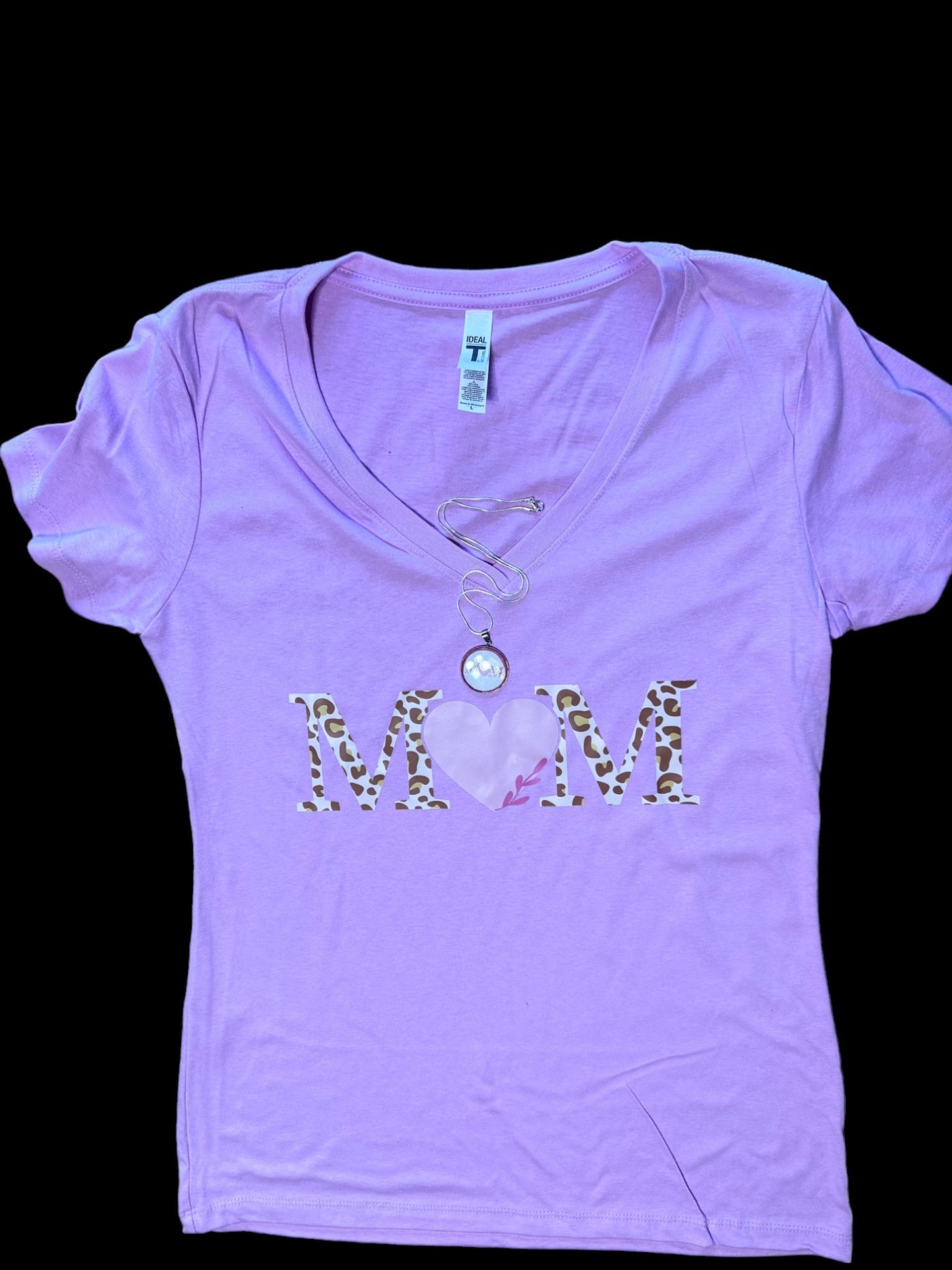 MOM shirt with leopard print