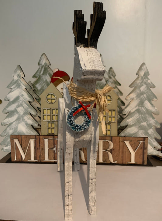Farmhouse Holiday Deer