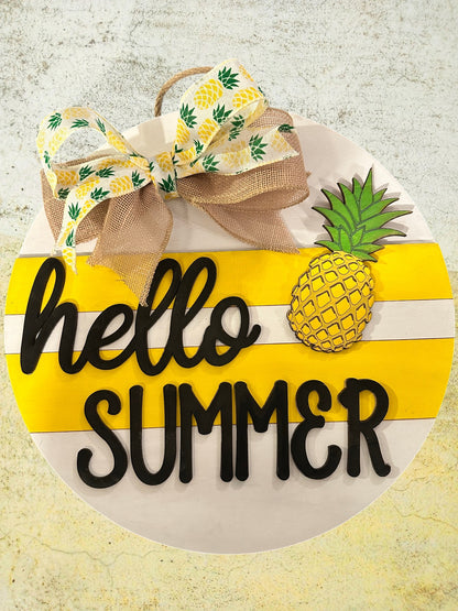 Hello Summer with Pineapple Sign