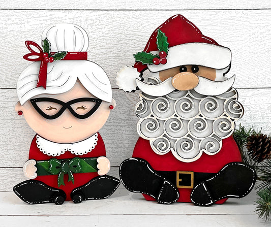 Mr. and Mrs. Santa Claus Shelf Sitter